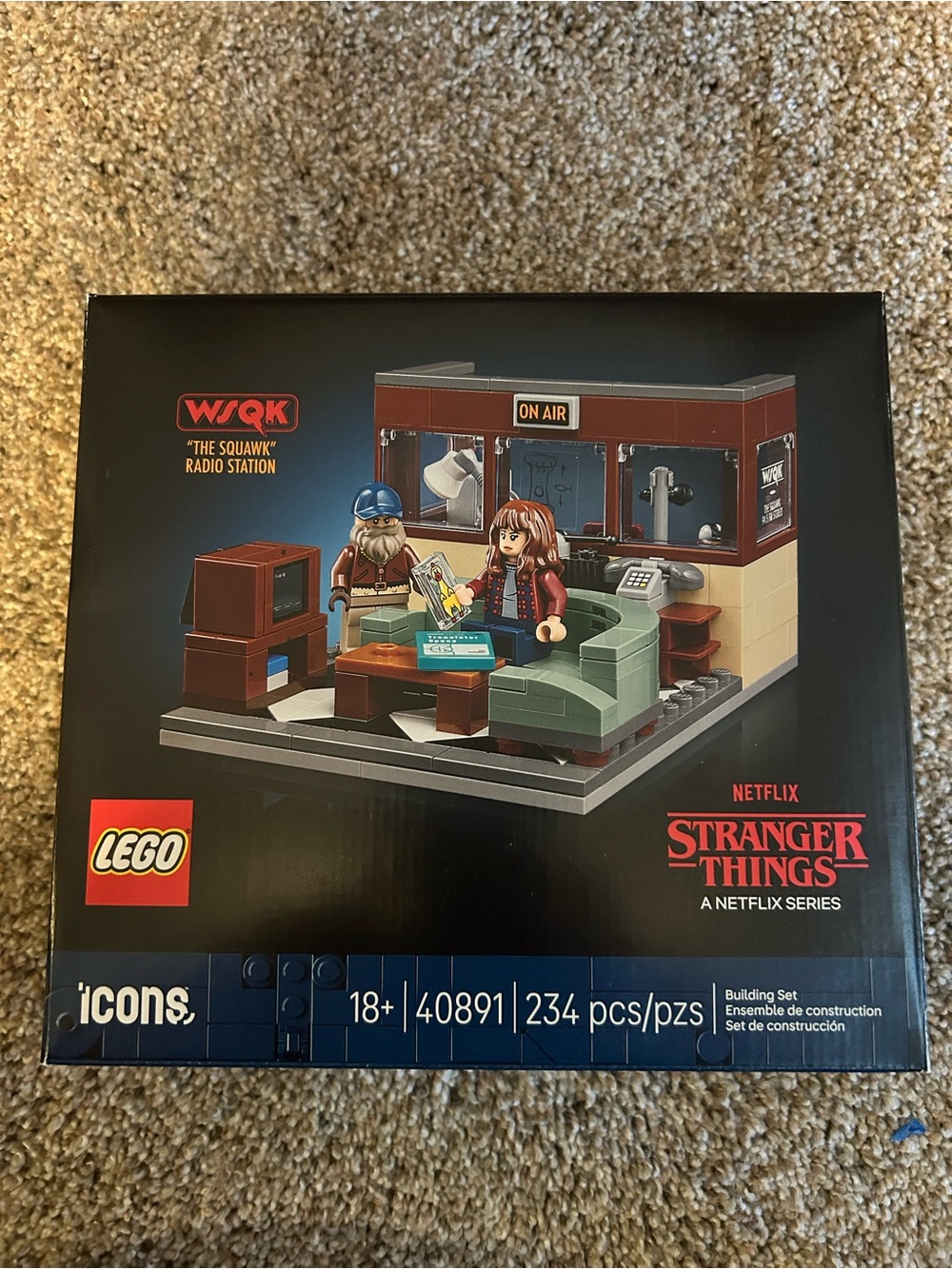 LEGO Stranger Things: WSQK Radio Station (Set 40891)  NIB